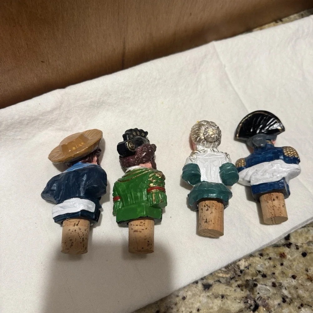 Pusser's Rum Bottle Stoppers Set 4‎ Multi Nautical Busts with Wood Display Rack